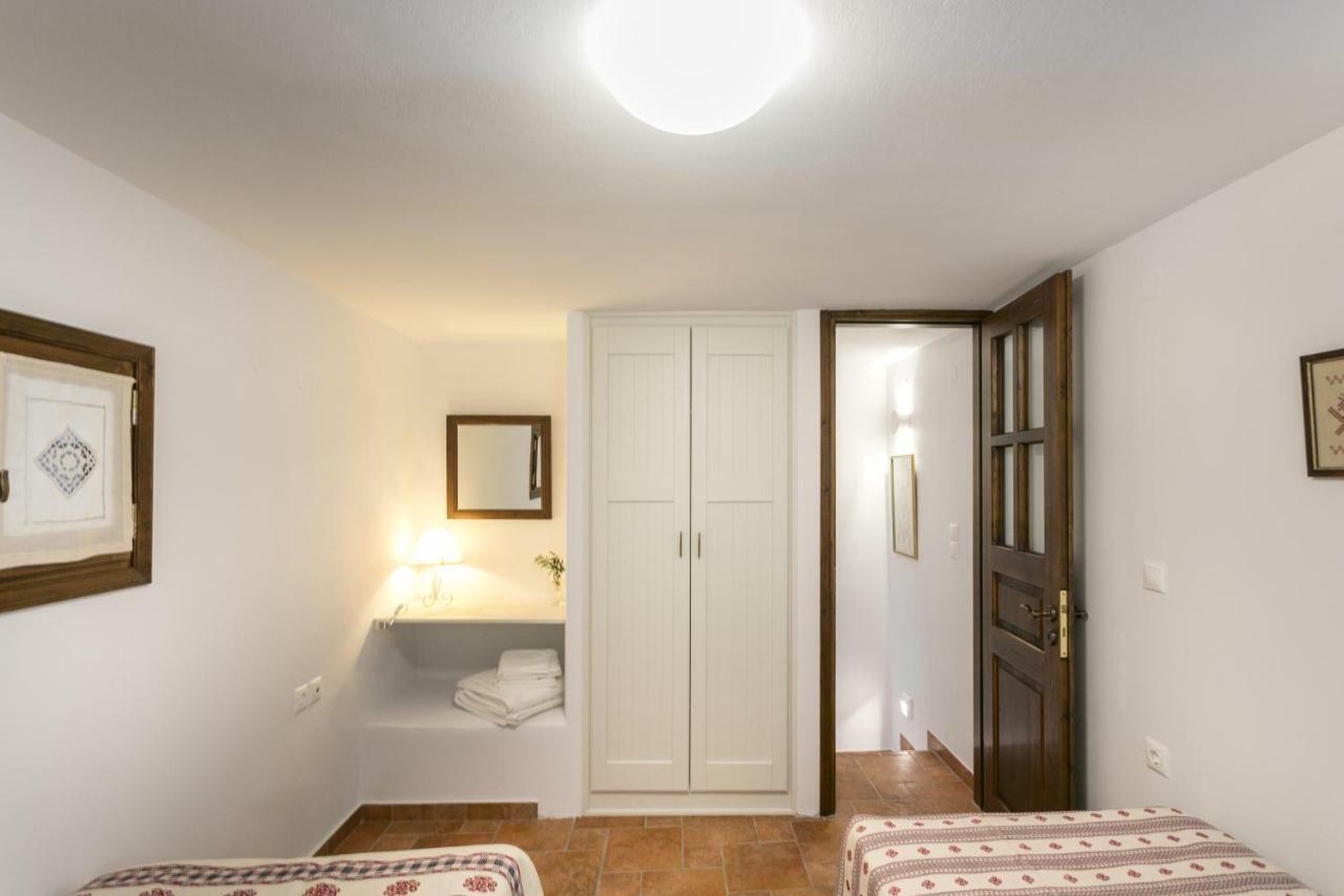 Traditional Inn Pirethron Aperathos Экстерьер фото